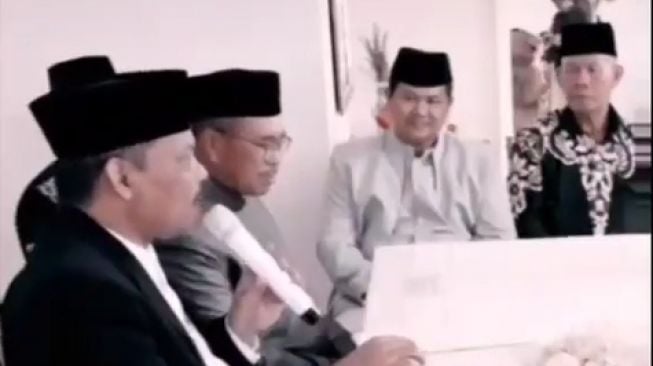 Viral Hendak Akad Nikah Malah Dikasih Kuis Sama Penghulu, 'Serasa Lagi Ujian Skripsi'