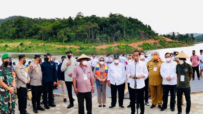 Jokowi Resmikan Bendungan Ladongi di Kolaka Timur Sultra