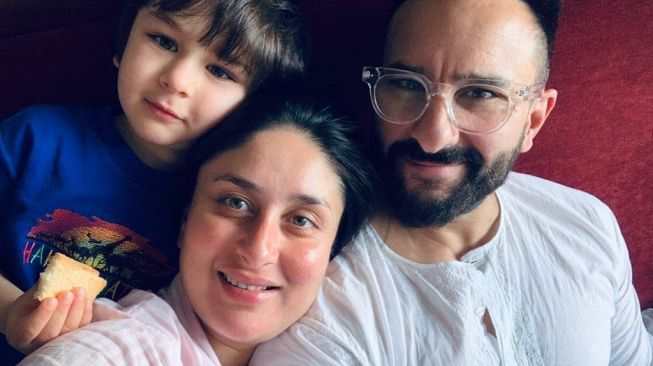 9 Pesona Taimur Ali Khan Putra Kareena Kapoor dan Saif Ali Khan yang Makin Gemesin