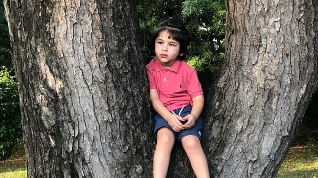 Potret Taimur Ali Khan. [Instagram/@kareenakapoorkhan]