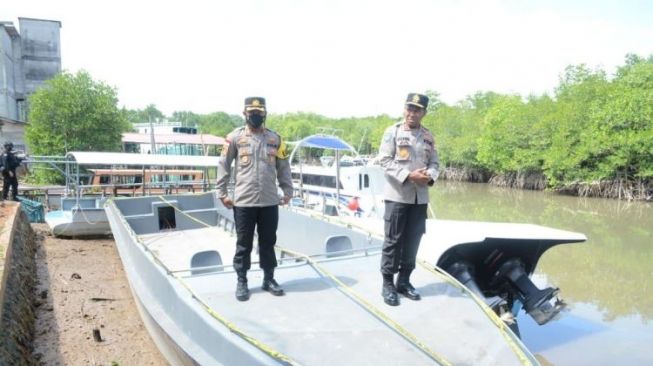 Polisi Temukan 'Kapal Hantu' Pembawa TKI Ilegal di Bintan, ke Johor Hanya 20 Menit