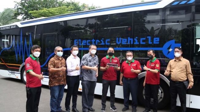 Senenge Rek, Kota Pahlawan Kini Operasikan Teman Bus Trans Semanggi Suroboyo