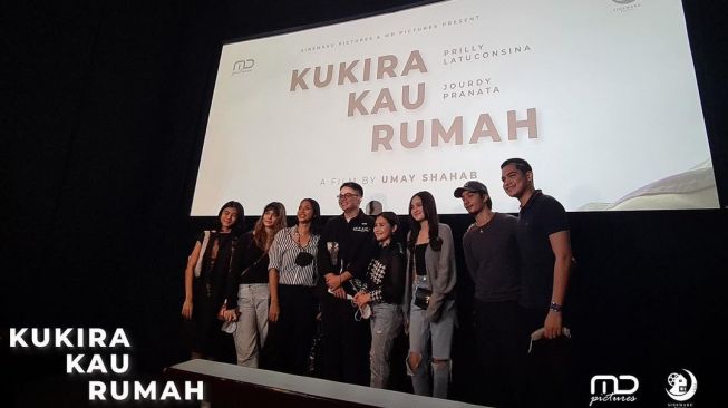 Film Kukira Kau Rumah dibintangi Jourdy Pranata, Prilly Latuconsina, dan Shenina Cinnamon. [Instagram]