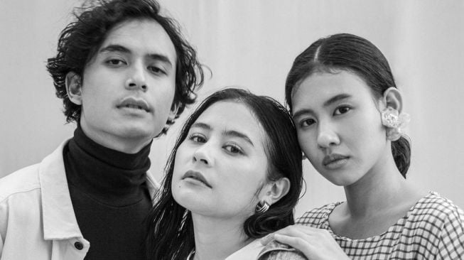 Film Kukira Kau Rumah dibintangi Jourdy Pranata, Prilly Latuconsina, dan Shenina Cinnamon. [Instagram]