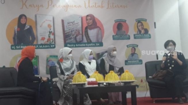 5 Perempuan Sulawesi Selatan Luncurkan Buku Bersama