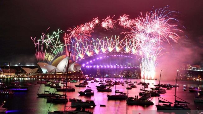 Virus Omicron Menggila, Sydney Tetap Gelar Pesta Perayaan Tahu Baru 2022