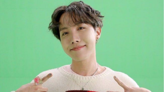 J-Hope BTS Donasikan 100 Juta Won untuk Anak-anak Kurang Mampu