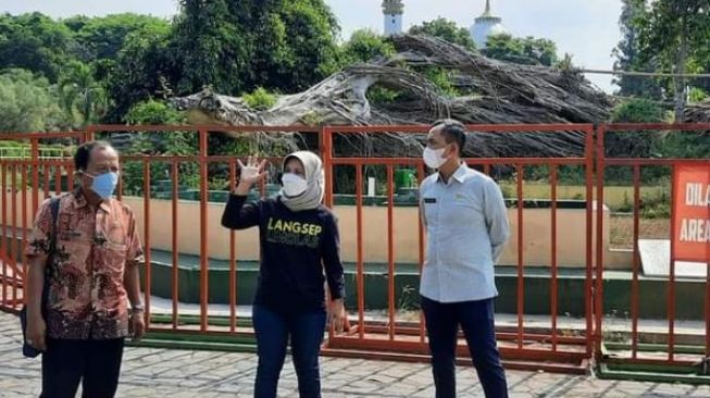 Malam Ini Dilarang Berkerumun Rayakan Tahun Baru di Alun-alun Lumajang