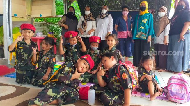 PAUD Melur KBA RW06 Kebon Jeruk tengah bersantai usai jam sekolah [Suara.com/CNR ukirsari].