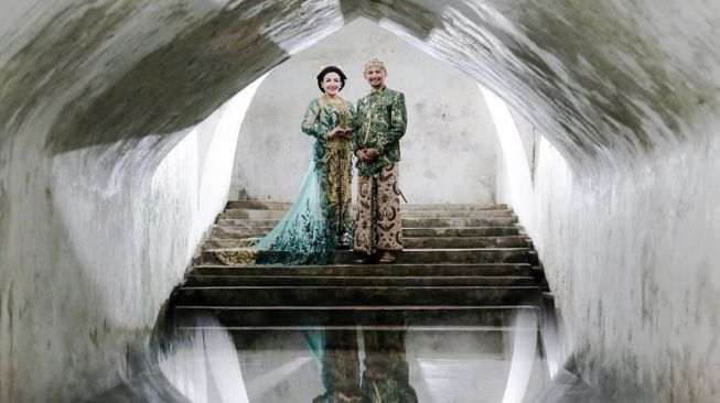 Potret Prewedding Roro Fitria. (Instagram/@me.liput)