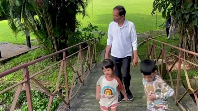 Hafal Nama-nama Pemimpin Dunia, Aksi Jan Ethes Bermain Bareng Presiden Jokowi Tuai Sorotan