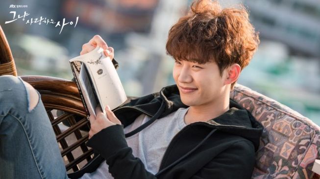 Drama Junho 2PM selain The Red Sleeve. [Hancinema]