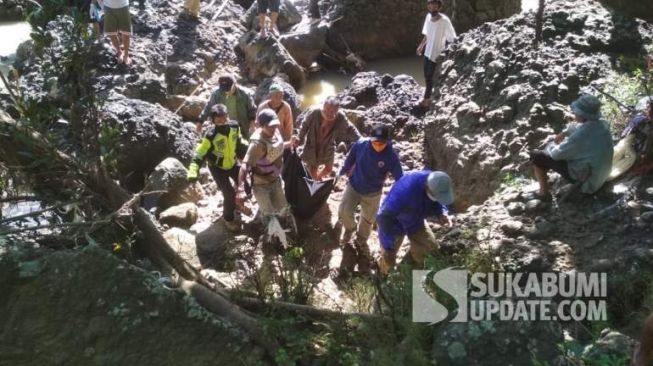 Hilang 2 Pekan, Abdul Rohman Ditemukan dalam Kondisi Terimpit Bebatuan di Sungai Sarongge