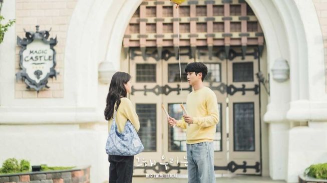 Choi Woo Shik dan Kim Da Mi. (Instagram/@sbsdrama.official)