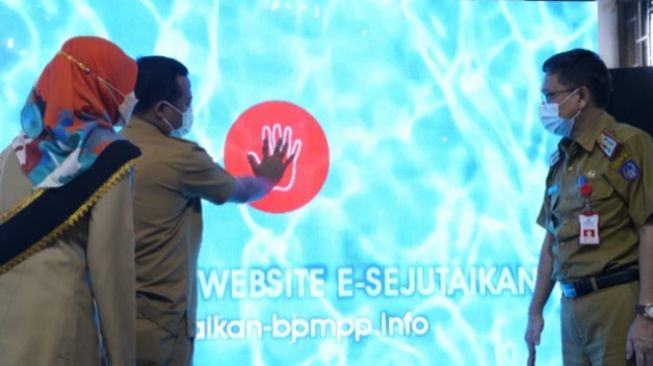 Andi Sudirman Luncurkan Aplikasi e-Sejutaikan, Permudah Urusan Eksportir Perikanan