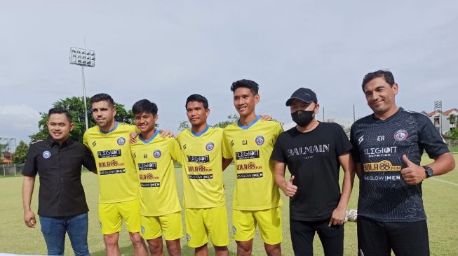 Berharap Tuah Juara Liga 2 Persis Solo, Arema Pinjam Fabiano Beltrame dan Sandi Sute