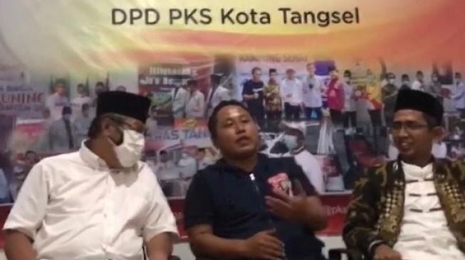 Sunarji Riski Radifan usai mengikuti kegiatan rutin partai di Tangerang Selatan dalam keterangan dari PKS, Selasa (4/1/2022). [Suara.com/Novian]