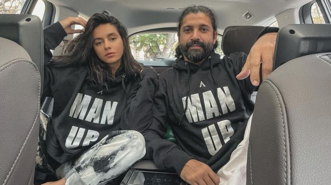 Farhan Akhtar dan Shibani Dandekar [Instagram]