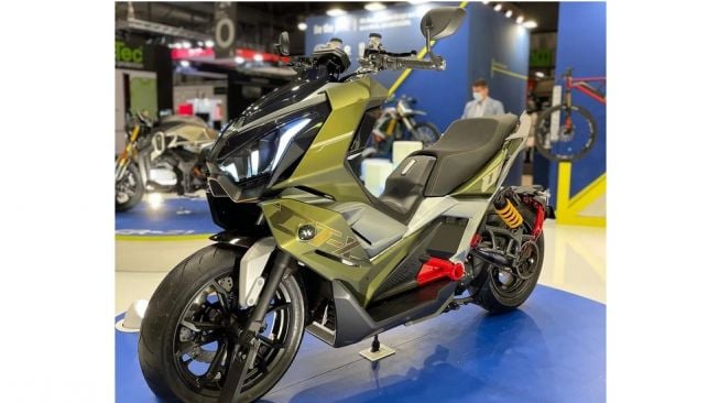 Potret Motor Penantang Honda PCX Electric, Desainnya Sporty Abis