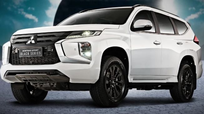 Meski bertajuk Montero Sport Black Series, bisa dipilih warna putih elegan selain hitam yang garang [mitsubishimotors.com.ph].