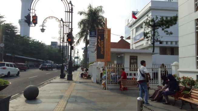 Bukan Healing, Nongkrong di Jalan Asia Afrika dan Alun-alun Bandung Malah Bikin Was-was