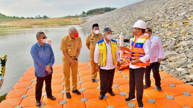 Berkomitmen Transisi ke Energi Ramah Lingkungan, Jokowi: Energi Hijau Butuh Biaya Sangat Besar