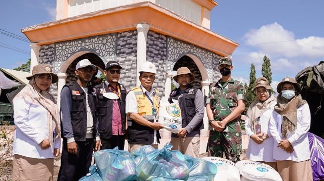 Pupuk Iskandar Muda Bantu Korban Banjir di Aceh Utara