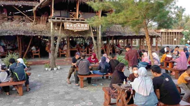 Diserbu Wisatawan, Kampung Turis Pangandaran Panen Berkah