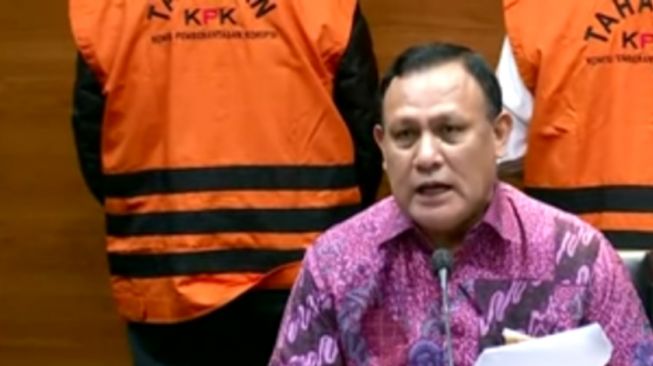 Breaking News: KPK Tahan Tersangka Korupsi Pembangunan Kampus IPDN Gowa