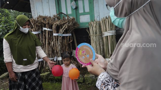 Edukasi dan Pendampingan Gizi untuk Balita dari Pintu ke Pintu di Kabupaten Kendal