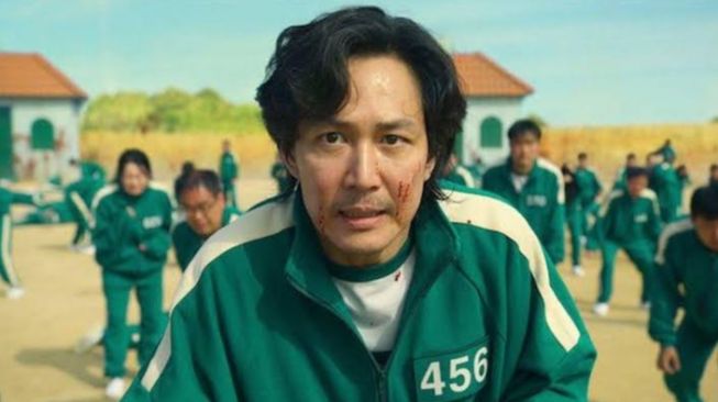 Selain Covid-19, Alasan Kontroversial Ini Buat Lee Jung Jae Tak Mau Hadiri Golden Globes