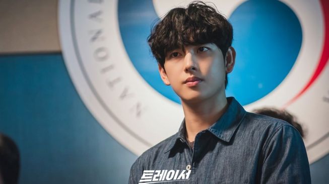 Pesona Im Siwan di Tracer. (Instagram/@mbcdrama_now)