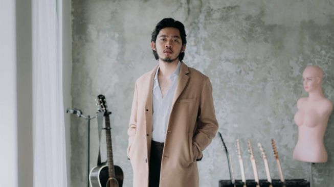 Lirik Lagu to the Bone – Pamungkas, Lagu Terviral Di Tiktok