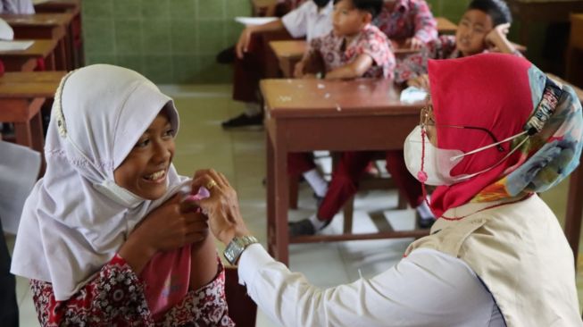 Ratusan Siswa di Serdang Bedagai Ikuti Vaksinasi Merdeka Anak Tahap Pertama