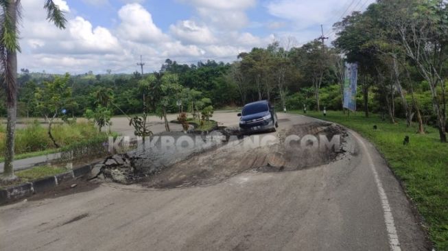 Jalan Rusak Bontang Lestari Diperbaiki di Februari, dengan Anggaran Rp 3,6 Miliar