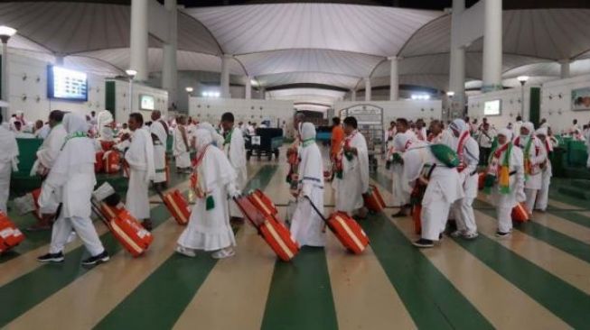 Besok Penyelenggaraan Ibadah Umrah Kembali Dibuka, Ini Ketentuannya