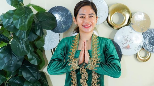 YouTuber Farida Nurhan Rekam saat Marah ke Menantu, Dituding Warganet Lakukan demi Konten