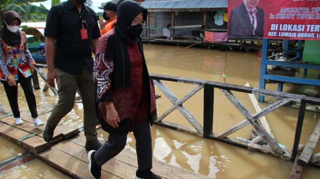 Dua Bupati di Kaltara Minta Saran Risma Terkait Pencegahan Banjir di Malinau dan Nunukan