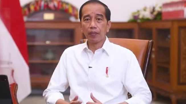 Jokowi Resmi Umumkan Vaksin Booster Gratis