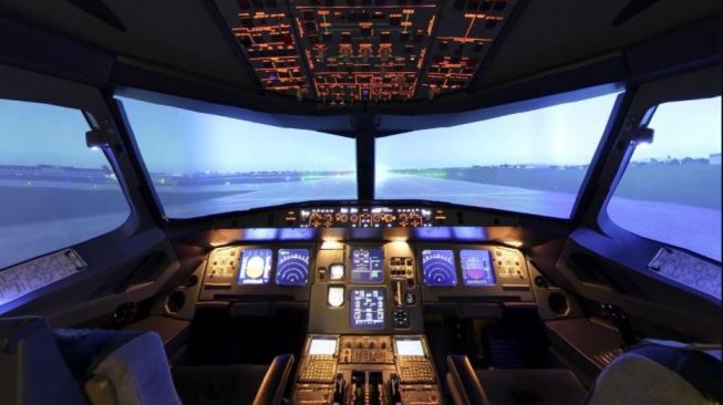 Seru Banget! Bisa Jadi Pilot Dadakan, Rasakan Sensasi Terbangkan Pesawat di Sini