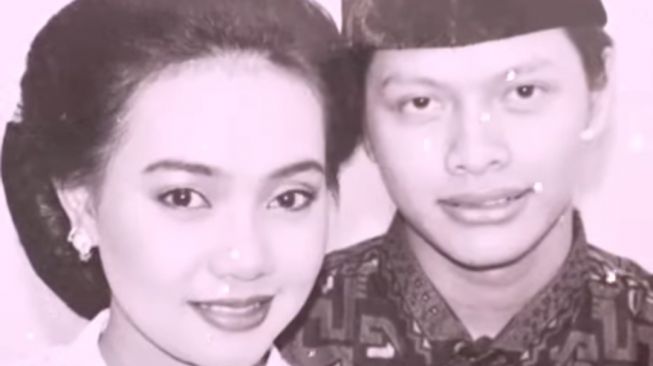 Potret Mesra Armand Maulana dan Dewi Gita  [Instagram/@dewigita01]