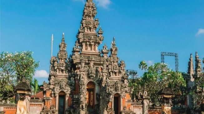Tempat Wisata Bersejarah di Bali Mulai Lapangan Puputan Hingga Museum Blanco