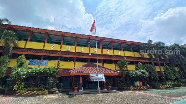 Ditemukan Kasus COVID-19, PTM di 7 Sekolah di DKI Jakarta Dihentikan Sementara