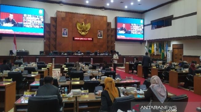 DPR Aceh Sahkan APBA 2022 Rp 16,17 Triliun