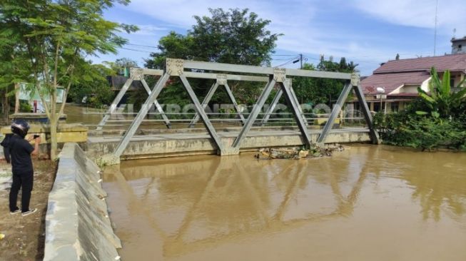 Proyek Normalisasi Sungai di 2 Kelurahan Bontang Senilai Rp 1,5 Miliar, Tak Ditender, Dikerjakan Warga Setempat