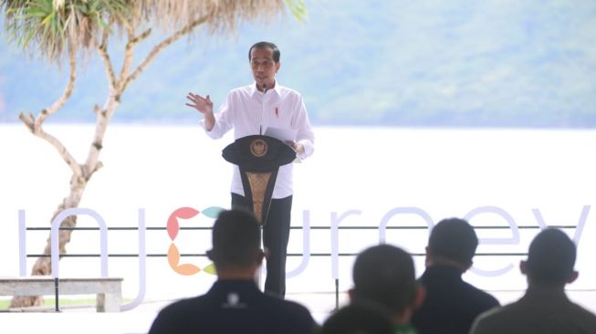 IKN Belum Rampung Sebelum Jokowi Lengser, Rocky Gerung: Tiga Periode itu Memang Masih Terbuka