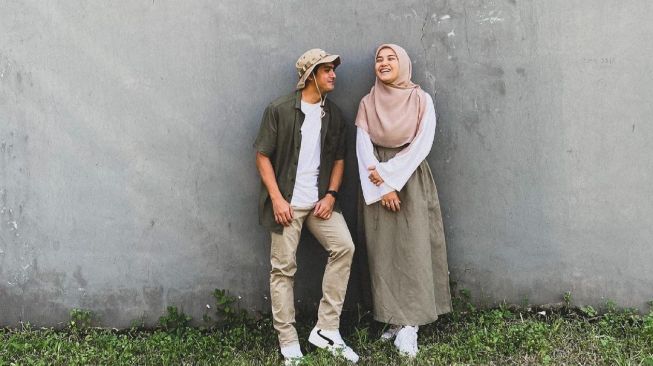 Potret Mesra Ricky Harun dan Herfiza. (Instagram/rickyharun)