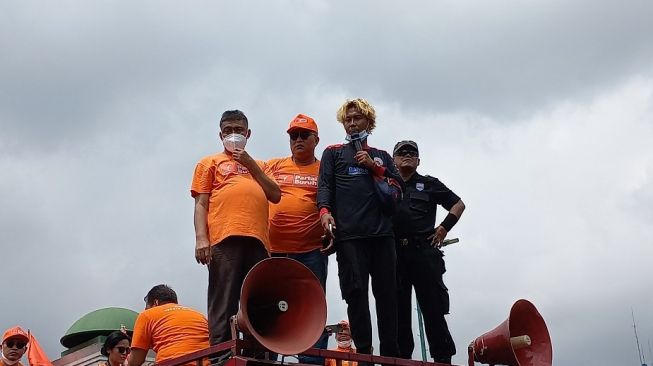 Demo di Depan Gedung DPR Bareng Massa Buruh, Said Iqbal Teriakan Tangkap Bahlil