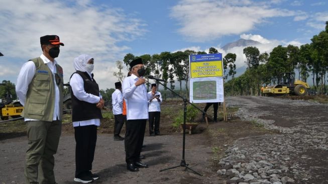 Wapres Targetkan Huntara Pengungsi Semeru Siap Dihuni Saat Lebaran