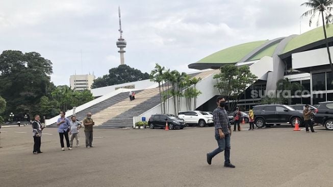 Gedung DPR Ikut Diguncang Gempa, Pegawai Panik Ngibrit Keluar Toilet: Berasa Goyang ya, Puyeng